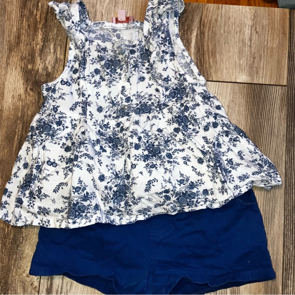 Blue and White A-Line Matching Set with Abstract Pattern